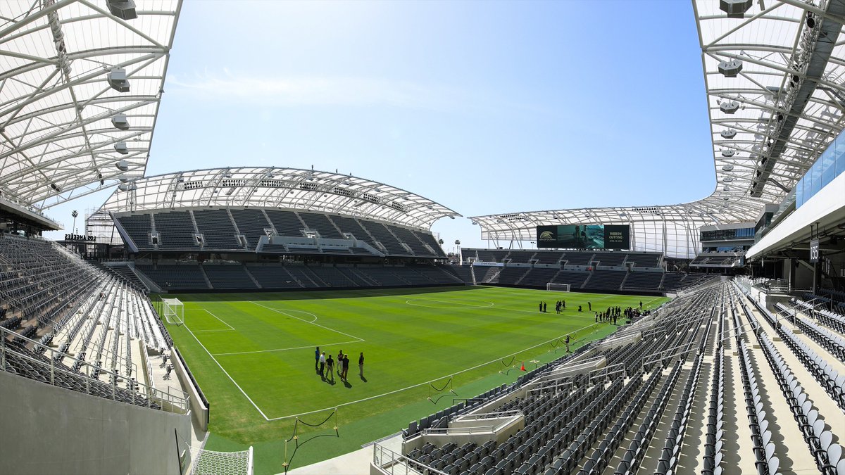 MayorOfLA's tweet photo. L.A. is a global sports capital โ and a city where teams find a home and put down roots. Congratulations @LAFC on opening your brand new @BancStadium and writing a new chapter in our cityโs sports legacy! https://t.co/FQavbqCN1i
