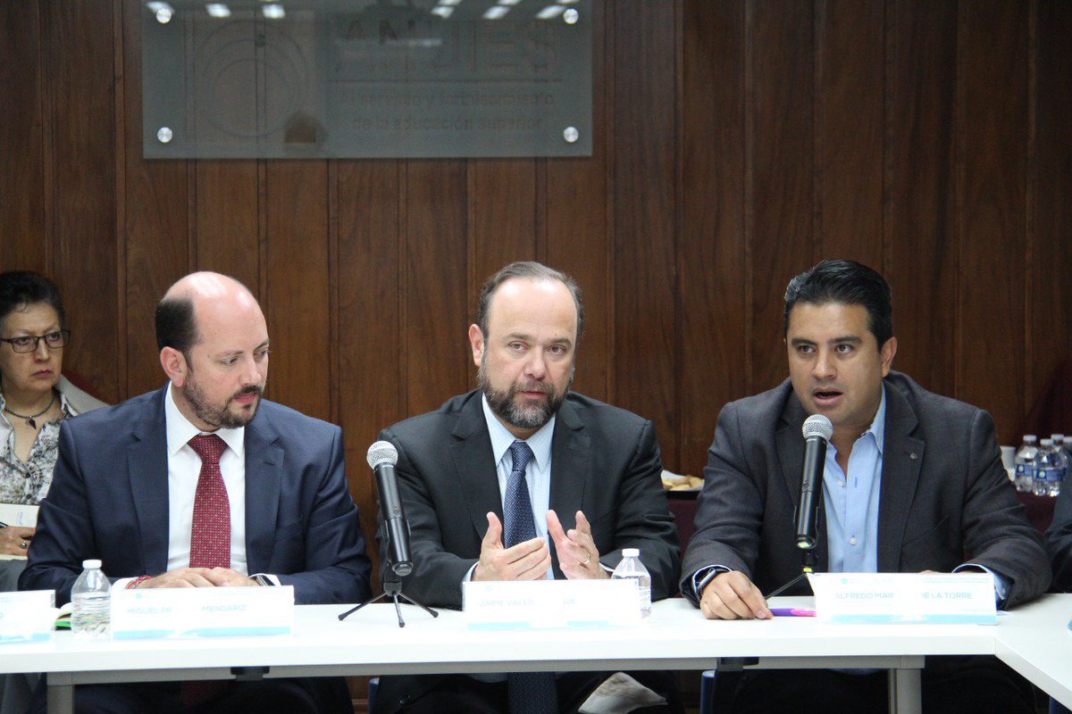 Jaime Valls (@jaimevalls) on Twitter photo Agradecemos al Coordinador de vinculación y proyectos estratégicos de la Subsecretaría de Educación Superior, de la <a href="/SEP_mx/">SEP México</a>, maestro Miguel Primo Armendáriz, por su valiosa participación para poner en marcha los trabajos del Taller Agradecemos al Coordinador de vinculación y proyectos estratégicos de la Subsecretaría de Educación Superior, de la <a href="/SEP_mx/">SEP México</a>, maestro Miguel Primo Armendáriz, por su valiosa participación para poner en marcha los trabajos del Taller
