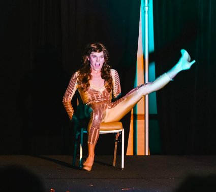 TheStranger's tweet photo. Seattle University's president isn't happy with the university's paper, The Spectator, for publishing an "indecent" photo on their recent cover. He is "very, very embarrassed and ashamed." Please do him a favor and share this #drag pic far and wide. 
https://t.co/4YO97NO8IT https://t.co/tEcrt2O1zU