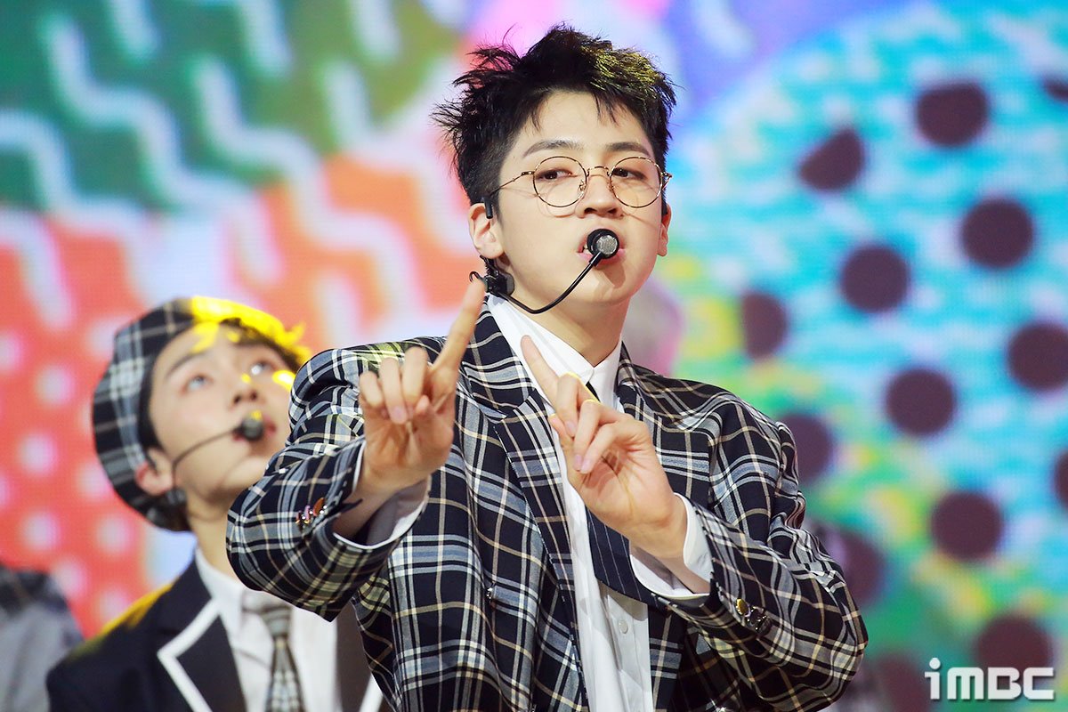 [PRESS] 180418 Pentagon Comeback Stage at MBC Show Champion #펜타곤 #Wooseok