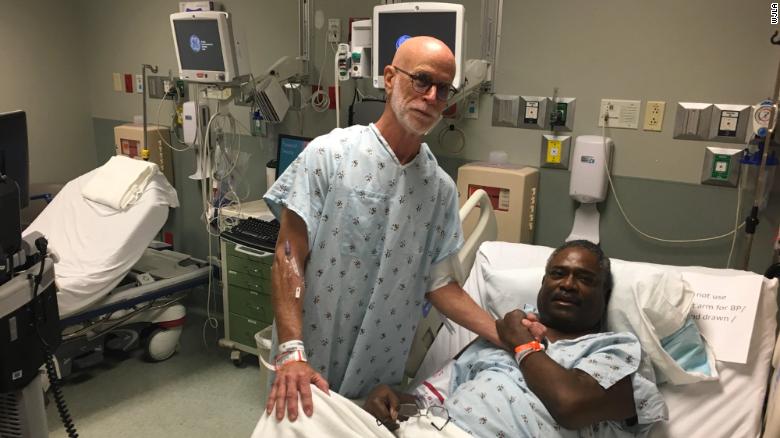 CNN's tweet image. This man needed a kidney, and a classmate from 50 years ago whom he barely knew answered the call cnn.it/2JY6FHp