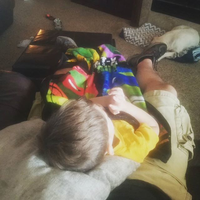 DanielLofland1's tweet photo. Supposed to be making dinner. But he went and grabbed a blanket and said "Dad, I snuggle and sleep on you because I didn't sleep good." Twist my arm son, twist me arm. #dinnercanwait #thisisbetterthananyfood #lovemysnugglykids #ifyouneedmeillbehere https://t.co/8AceQTJjWM https://t.co/YX3RTdGTGq