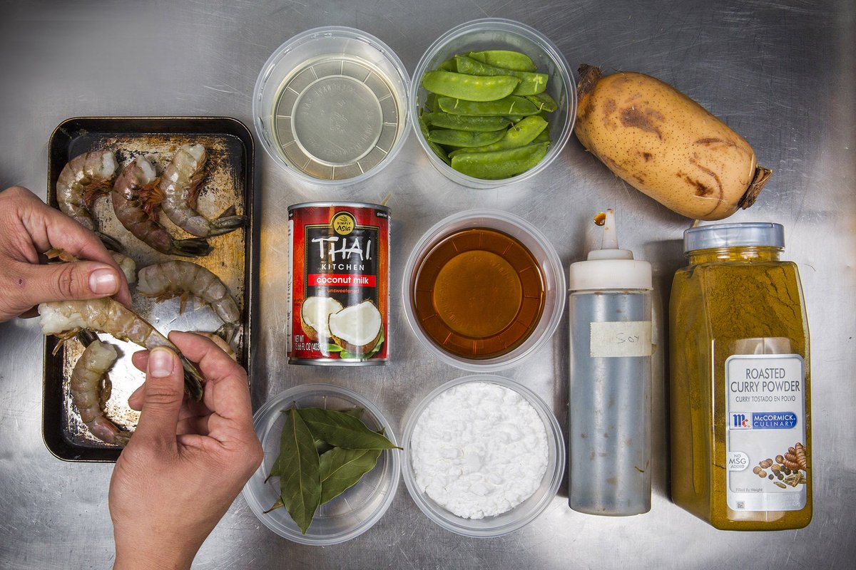 McCormick4Chefs's tweet photo. From #MiseEnPlace inspiration to #ChefInsiderTips, #FollowUs on @Instagram => https://t.co/XjHlDCCkKr #ChefsOfInstagram #ChefsLife #SocialMedia #RestaurantsOfInstagram https://t.co/kBpMH4HEdR