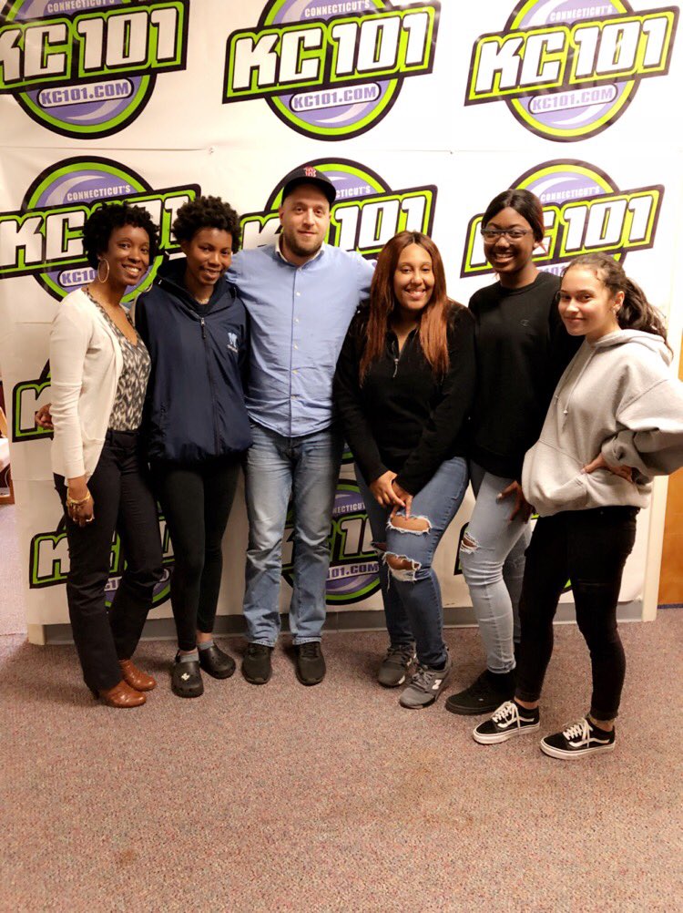 MiddletownSADD's tweet photo. Its Spring Break but we had work to do! Great job on the PSA ladies! Thank you to Adam Rivers from KC101. The PSA will air on KC101, iheart radio, and local gas stations! #SADD #differencemakers #KC101 https://t.co/W5AuHVNmdq