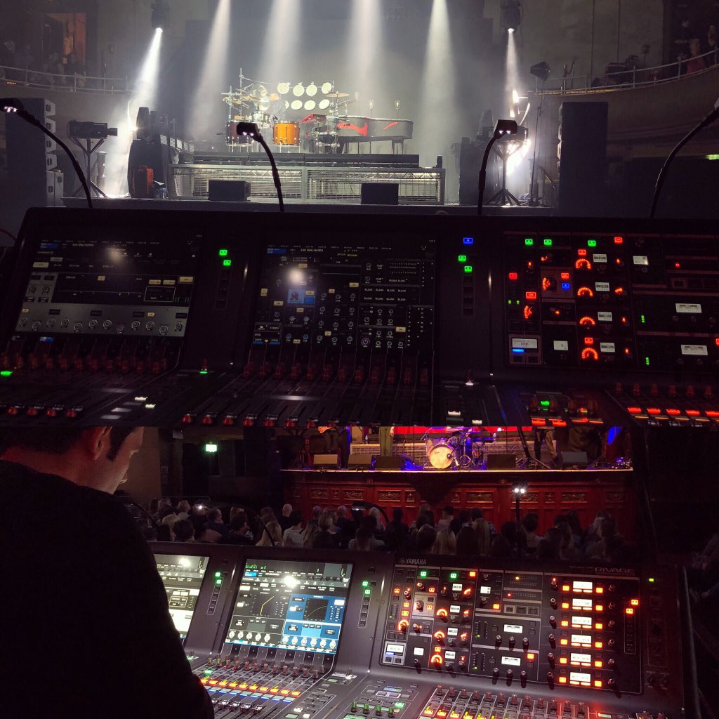 tubeUK's tweet photo. Tonight we put the Yamaha RIVAGE PM7 straight to work at Albert Hall, Ahead of tomorrow’s workshop

@YamahaCommAudio #EventProfs #soundsgood #proaudio #audiohire https://t.co/0xj1v9jPUu