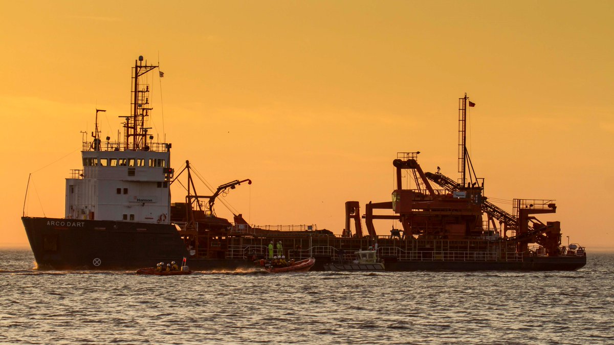A beautiful evening and both boats launched for training exercises in towing and manoeuvring. During their session they met up with the pilot boat on its way to the Arco Dart. It was great to see a few vessels on the water.