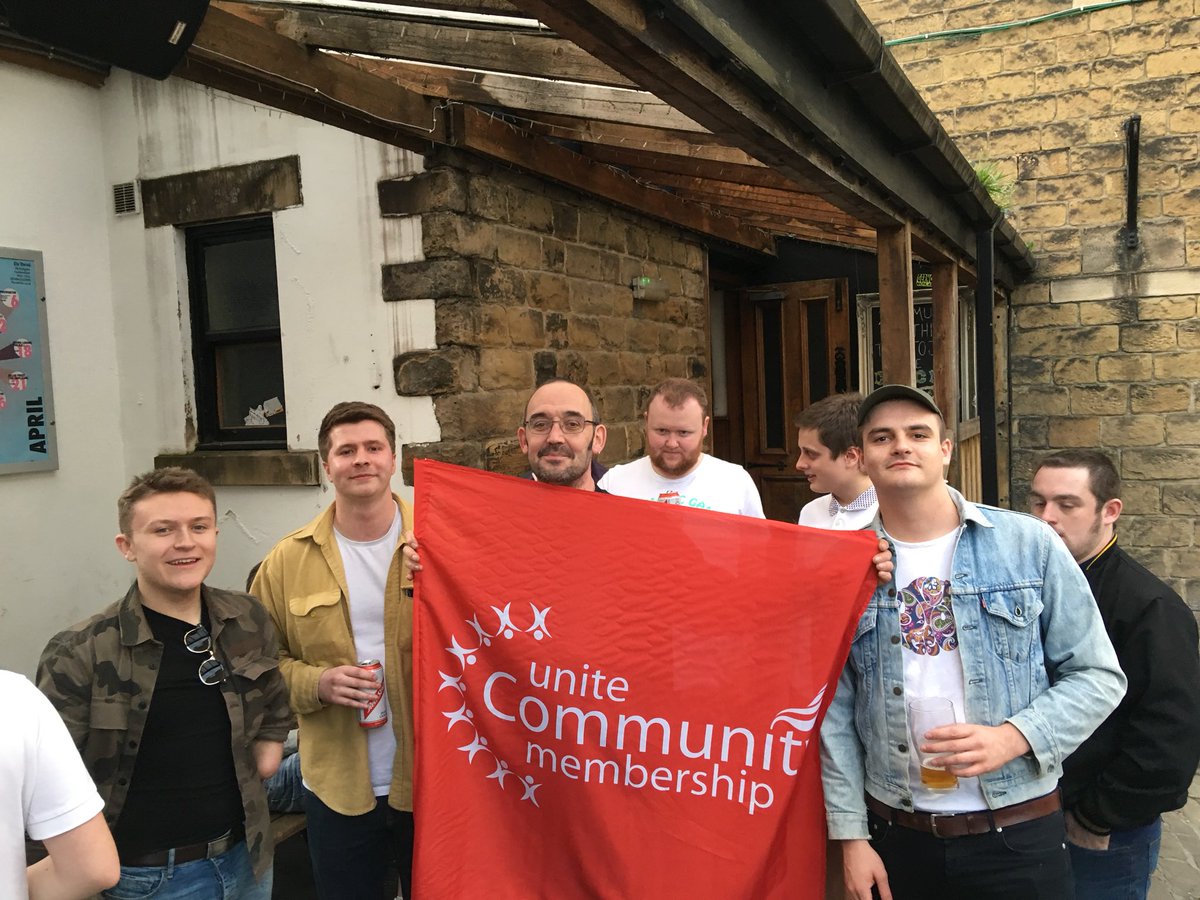 Unite_Community's tweet photo. @Unite_Community Huddersfield squad organising another full house at the Parish to raise funds for #SaveHRI campaign. https://t.co/fNHSD9Hv6m