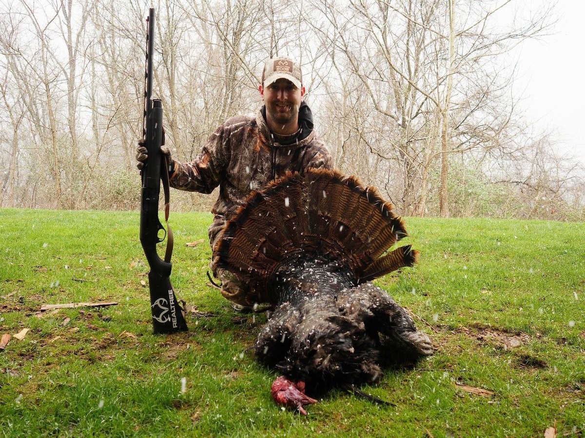AntlerKing's tweet photo. Gobbler Down, snow globe style. @Jarrett_Cody1 @whitetailfreaks #gobbler #turkey https://t.co/BUy5yECRVF
