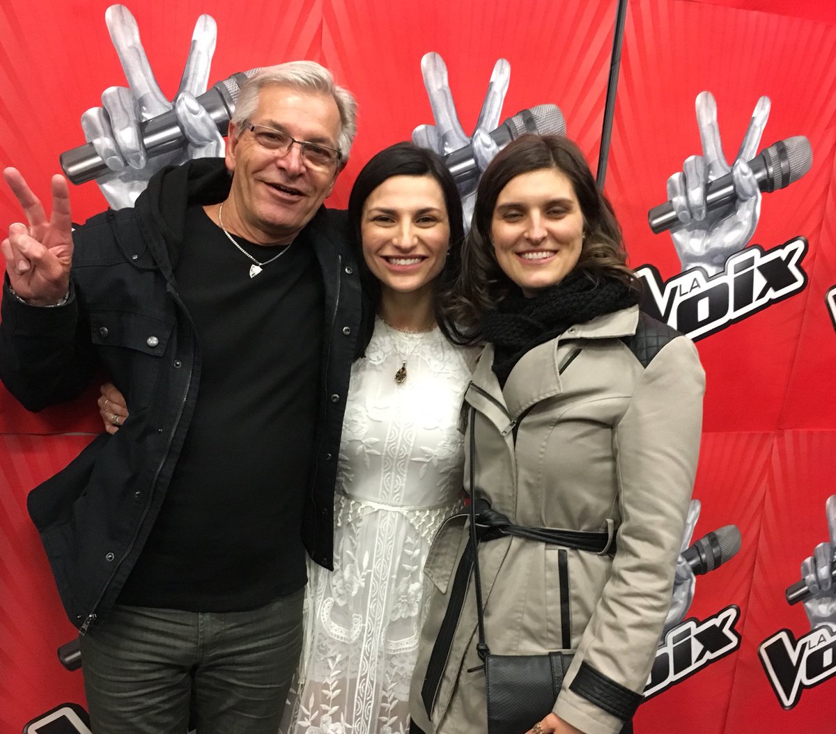 Mon papa et ma sœur ont vécu ce moment inoubliable avec moi dimanche dernier. 💛 #LaVoixTVA <a href="/LaVoixTVA/">La Voix</a>