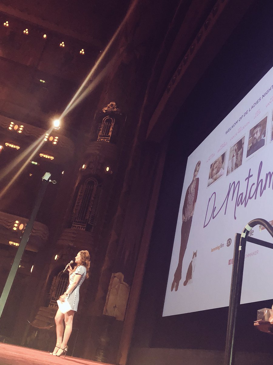 eveliensteensma's tweet photo. Avondje hoor #ladiesnight en première van #DeMatchmaker; presentatie door @QTrustfull https://t.co/GuXIavptqe