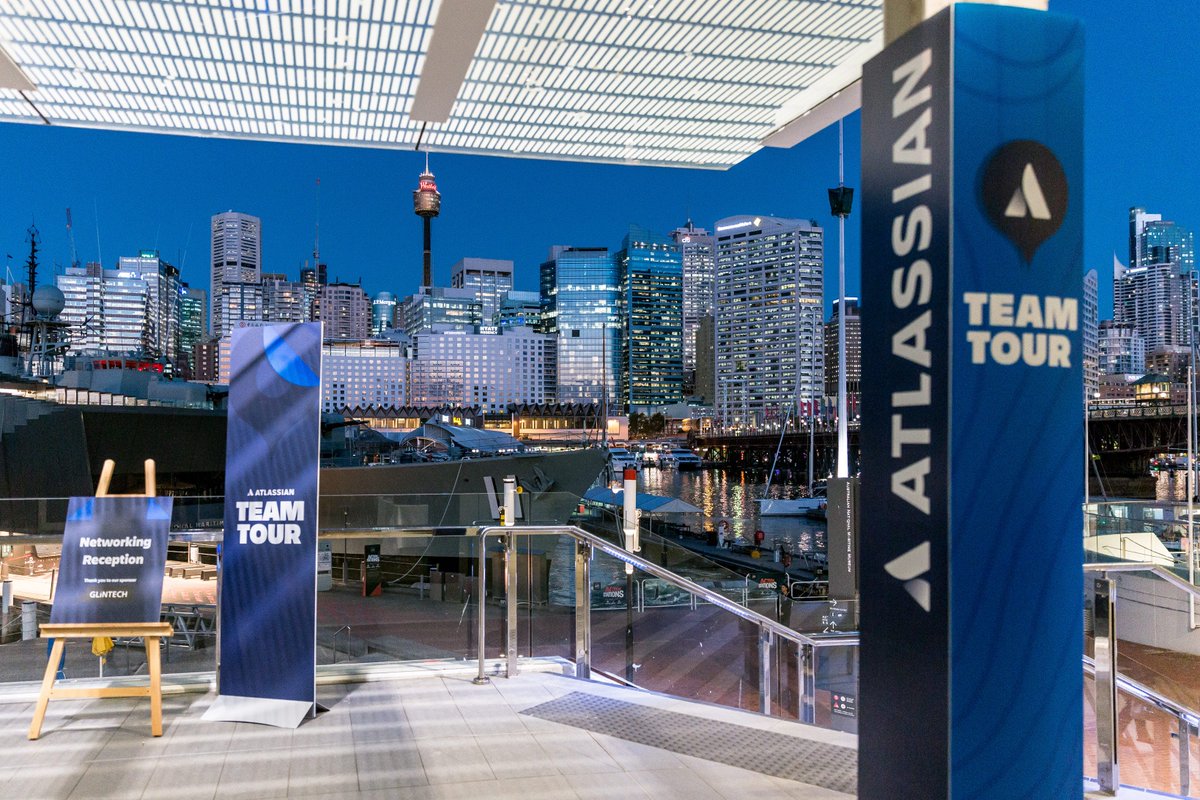 DFProductions's tweet image. We worked alongside @Atlassian for their Team Tour. This was a big event with over 300 guests! We supplied the theming/branding of stage backdrops and pillar wraps, all audio, visual and lighting