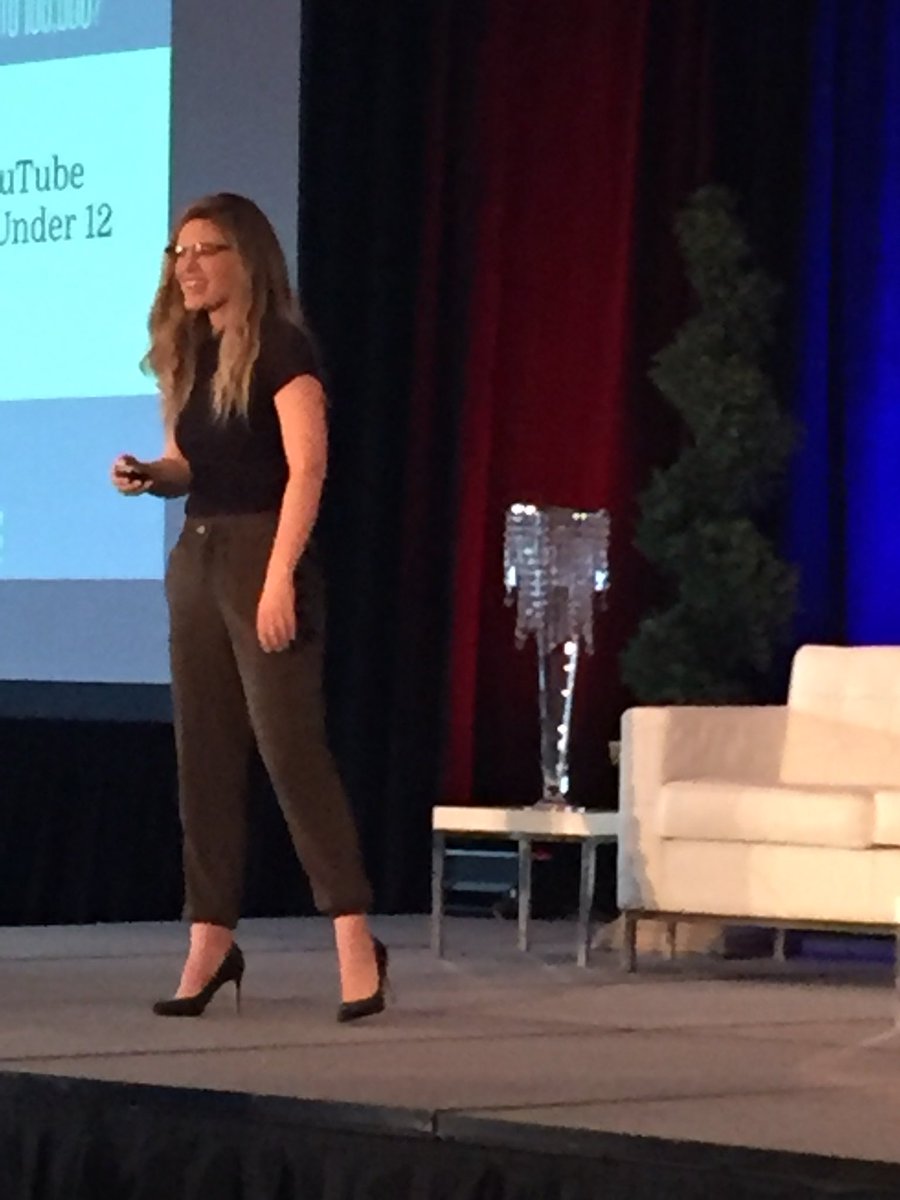 Awesome talk by <a href="/SunnyLenarduzzi/">Sunny Lenarduzzi</a> about building your ‘Attraction Strategy’ using Youtube &amp; social 👏👏 #vidtalks2018