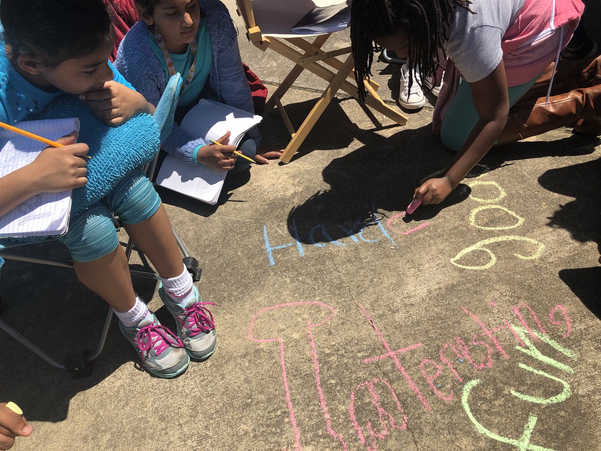 Google__Queen's tweet image. Day 2 of testing!! Scholars enjoyed just REFLECTING on how they felt as we began testing—journal today, “In ONE word tell how testing is going for you, then elaborate on that word?” #realwriters #Day2 #reflectionISkey #inspireothers #learnoutsidetheclassroom✍🏽🍎😎📝📓 🔑