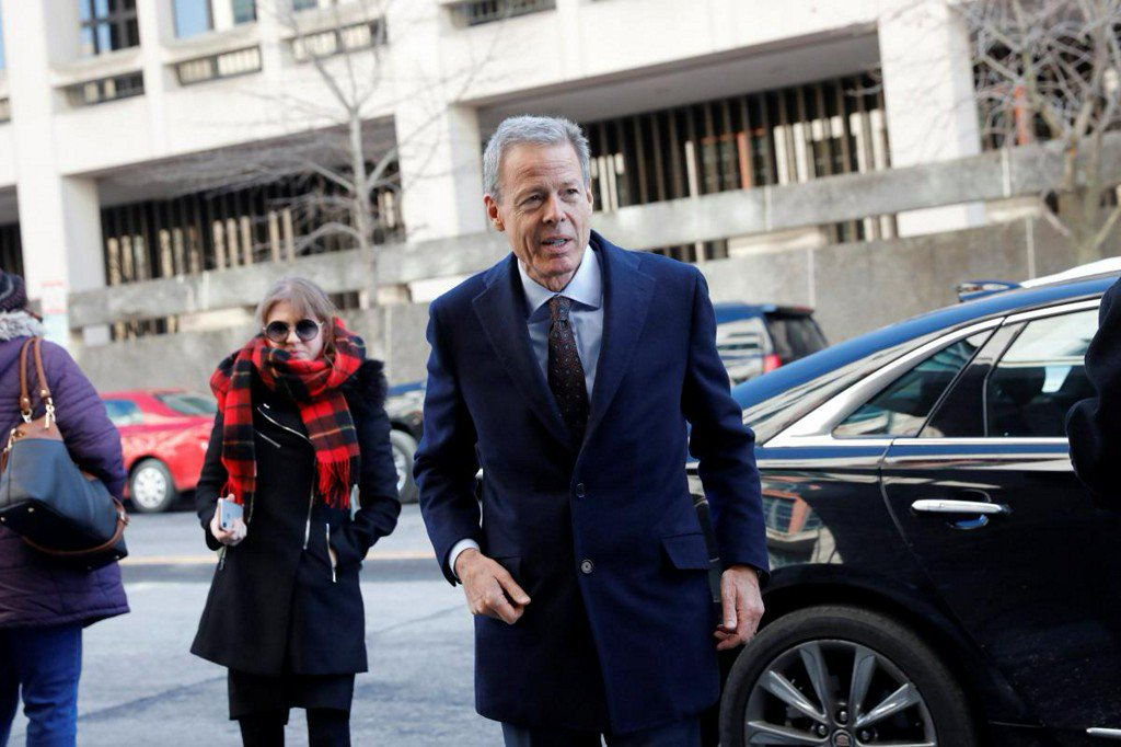 Reuters's tweet photo. Time Warner CEO says merger with AT&amp;T needed to compete with internet titans https://t.co/GCHHP4ZpiR https://t.co/ZO9qP16Dd6