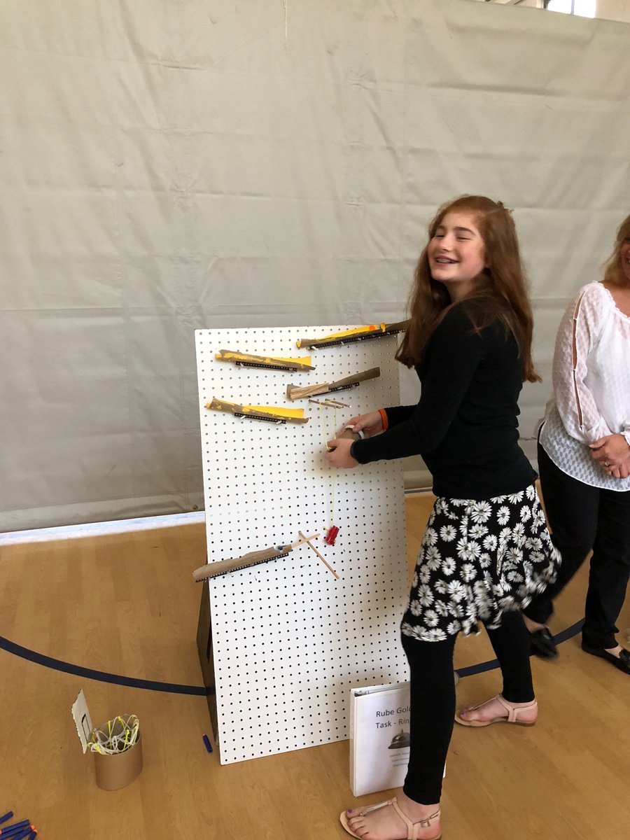 SEA_Today's tweet photo. Today, 4th-6th Graders at SEA participated in our Science Expo. It was incredible to see the amazing projects and innovative ideas that these budding scientist developed. Well done. https://t.co/yzLJJ7MQ6X