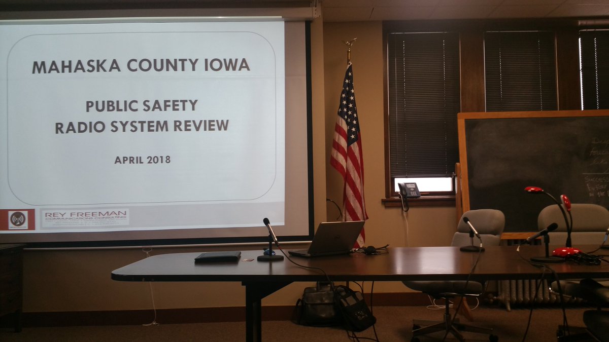 OskyAngie's tweet photo. #MahaskaCounty supervisors to meet shortly to discuss radio communications system tonight w/consultants &amp; lawyer https://t.co/Xahl6jWdol
