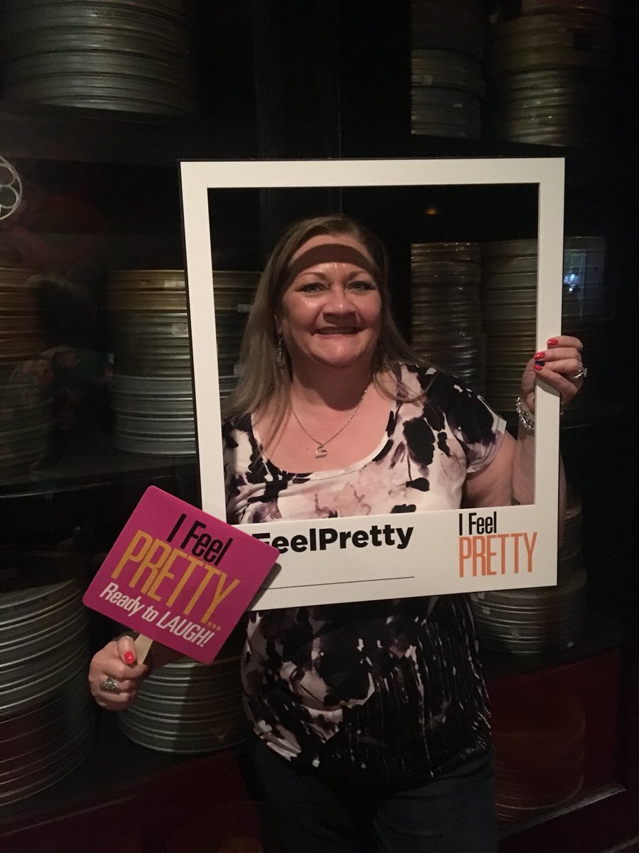 InnerGoddesses's tweet photo. #FeelPretty tonight https://t.co/eaaG8gyayC