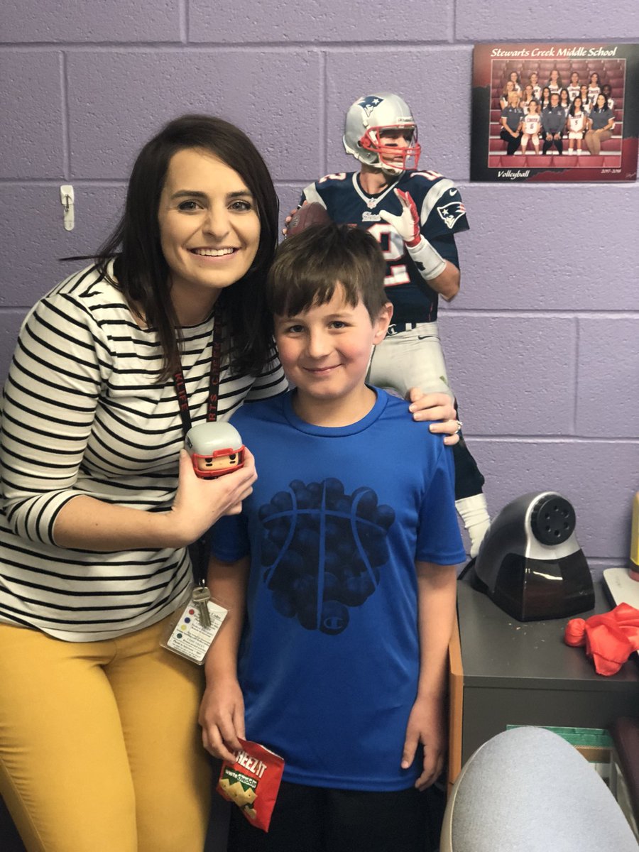 MrsRun_SCE's tweet photo. Sports are inspiration! #believeit So proud of this kiddo for persevering and tackling the test! #playuntilthebuzzer #onegamedoesntdefineyou #oneplayisntthegame @Patriots You are inspiration! ๐โค๏ธ https://t.co/BKJa0lkvtk