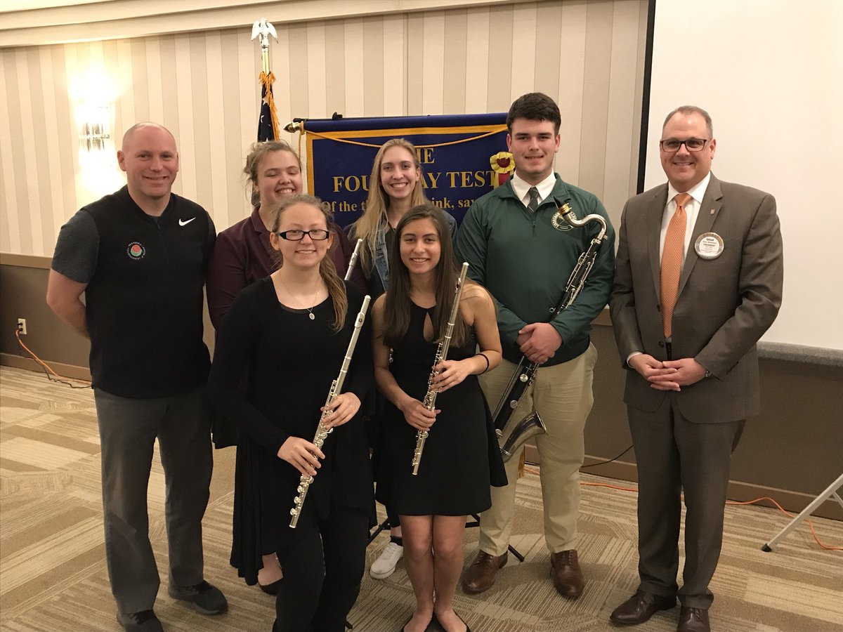 CSHRotary's tweet photo. What a fun #Rotary meeting today! We got the pleasure to listen to several of #Lindberghs finest musicians perform for us, before they traveled to compete next week @Mizzou Good luck, we’re all cheering you on! #lindbergh #soothing #Goodtimes #music https://t.co/qvlSZAS9If