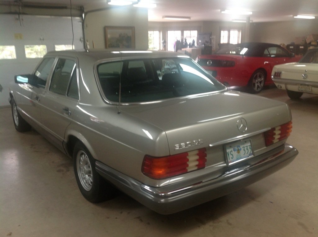 BushDumville's tweet photo. Antique 1985 Mercedes Benz. Original owner. Stored all winters. Haggerty Ins. value $11,400 inviting offers. https://t.co/Xqh2OjSgtl
