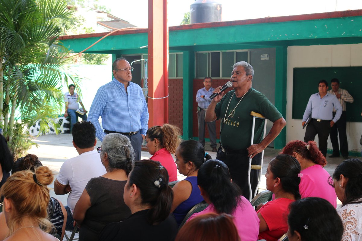 cobaep's tweet photo. Impulsamos la calidad educativa en todas las regiones del estado. En el Plantel 12 de Izúcar de Matamoros,  los alumnos del @cobaep reciben la misma formación que en cualquier otro plantel de Puebla. 
#SomosCOBAEP https://t.co/6FlqelpM8d