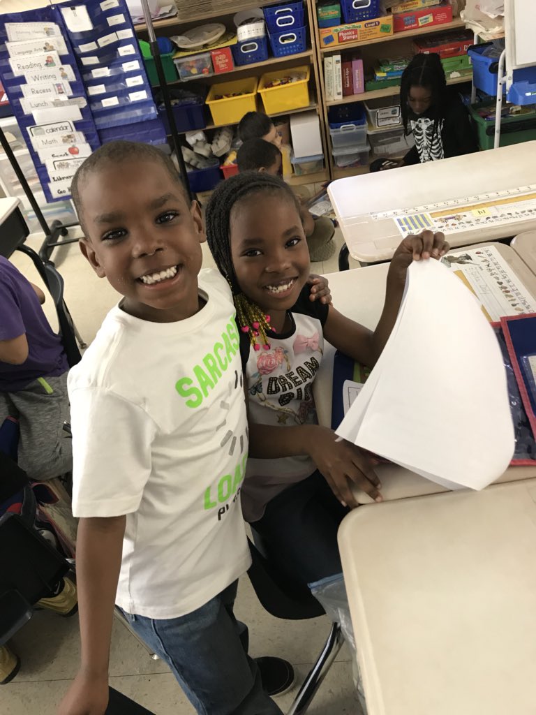 CDluoik's tweet photo. Had some First Grade visitors today in Kindergarten to share their awesome writing ✍️ pieces!!! The kids had a blast!! Who doesn’t love a special visitor...especially when it’s your sibling!!!💕 #WO2World @kim_greenwald https://t.co/JVngGcqpVD