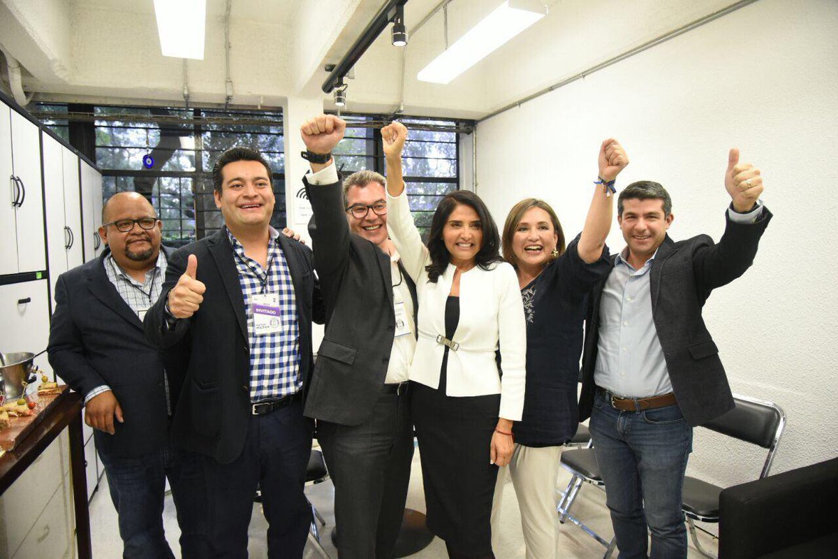 Nos une el amor por la ciudad, estamos listos para hacer de la #CDMX la jefa de todas las ciudades. 

#LaCDMXesLaJefa #DebateChilango