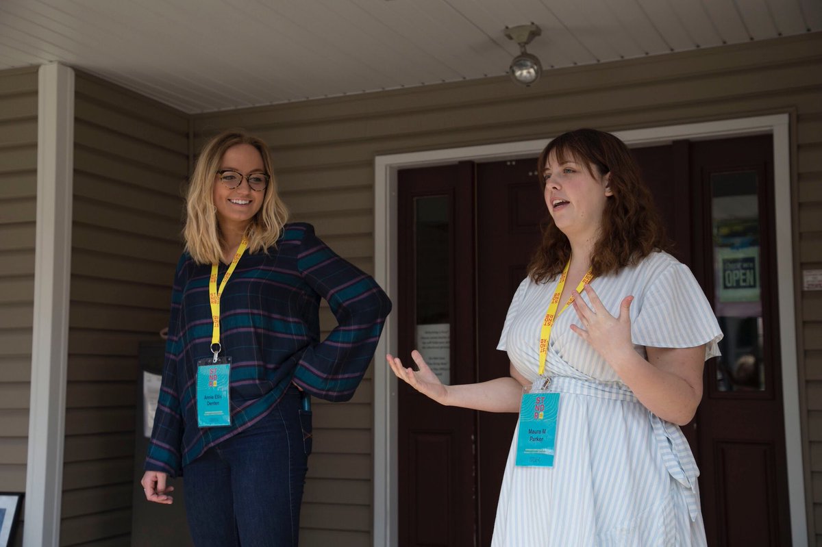 daymag's tweet photo. A last look at #Stander2018 and the lure of the porch: photography 📸presentation at 461 Kiefaber drew a crowd, including a class of passing 4th graders 👧🏽👦🏻and a 👷♂️ from the house build next door. #porchpower https://t.co/KEZheXGIwY