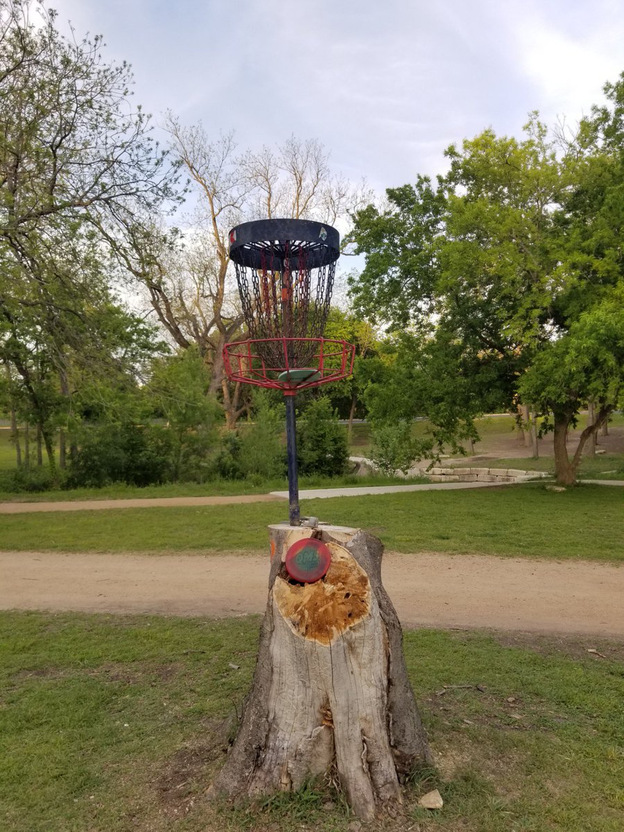 _TCCG's tweet photo. Hole 3 Elevated Position (@ Wells Branch Disc Golf Park in Austin, TX) https://t.co/dHnTQlQWVD https://t.co/jIyRBJBYyR
