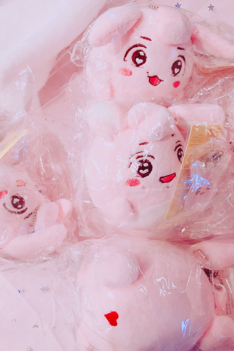 joy_05061992's tweet photo. #Joysarrivals @Megan_bbh thank you so much!!!
The dolls arrived safely~~~
They are so adorable~~~💞 https://t.co/6CYzpfwfWj