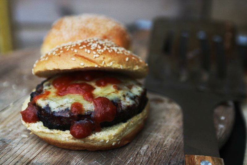 veg_box's tweet photo. Iโve been working on my new #Bbqrange for weeks perfecting it with @AngusandOink , samples have been made and are off to @devonwoodsmoke at #CwsHq for the taste test tomorrow looking forward to hear what Marcus thinks ! @Devon_Hour @AngusandOink #ukbbqmag https://t.co/HYnX2gMpll