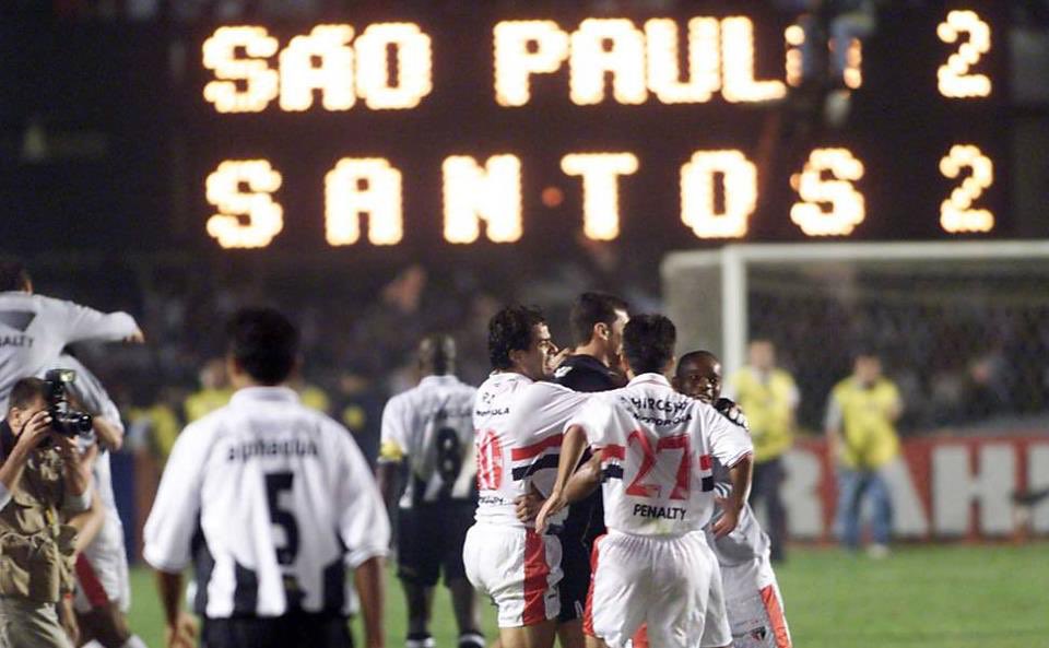 Final do campeonato paulista de 2000 entre <a href="/SaoPauloFC/">São Paulo FC</a> e Santos. O tricolor foi campeão com um gol de falta marcado por Rogério Ceni.