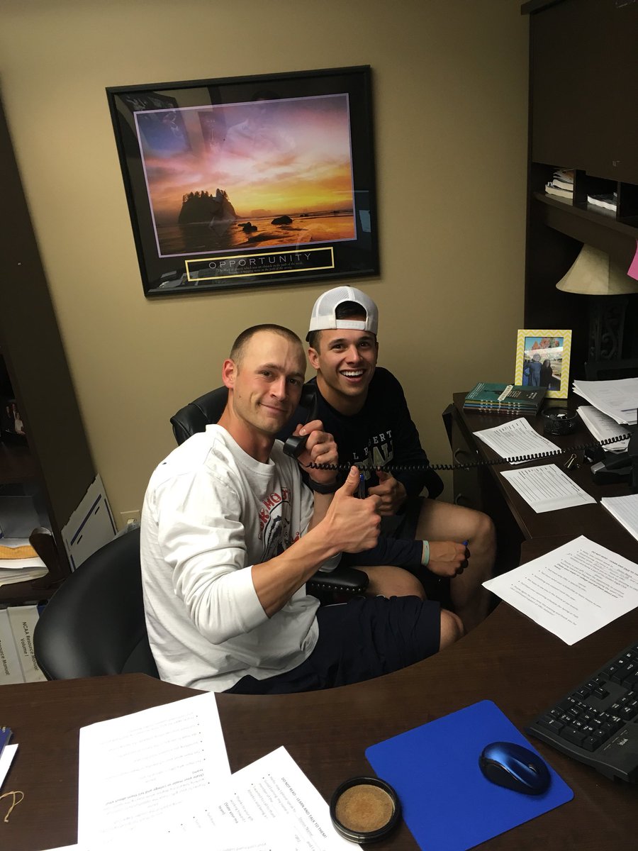 ORUGEC's tweet photo. It’s Thank-A-Thon time! Our student-athletes are calling our generous donors to thank them for supporting ORU Athletics and the Golden Eagle Club! #ORURiseUp https://t.co/upJBzgKC8Z