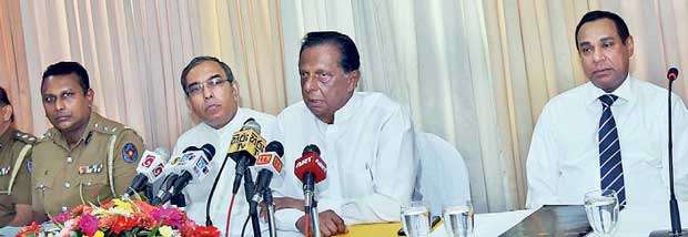 Bakamoonolk's tweet photo. Responsibility of Protecting Tourists falls on the Tourists Themselves as Well As Sri Lankan Citizens, says Minister John Amaratunga #BakNews

#lka #SriLanka #Patriarchy #VAW #GenderBasedViolence #VictimBlaming #MeToo #TimesUp #YesAllWomen 

Read More: https://t.co/vVzLrI46Zu https://t.co/sFlbXaAmg4