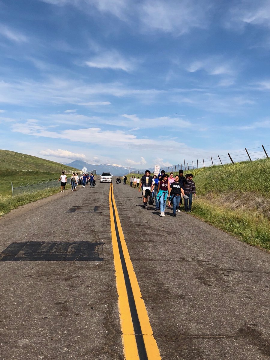 exeterffa's tweet photo. The Rocky Hill clean up was a success! Thank you to everyone who attended and picked up trash to help keep Rocky Hill beautiful! #exeterffa https://t.co/gA2ZSfhrlf