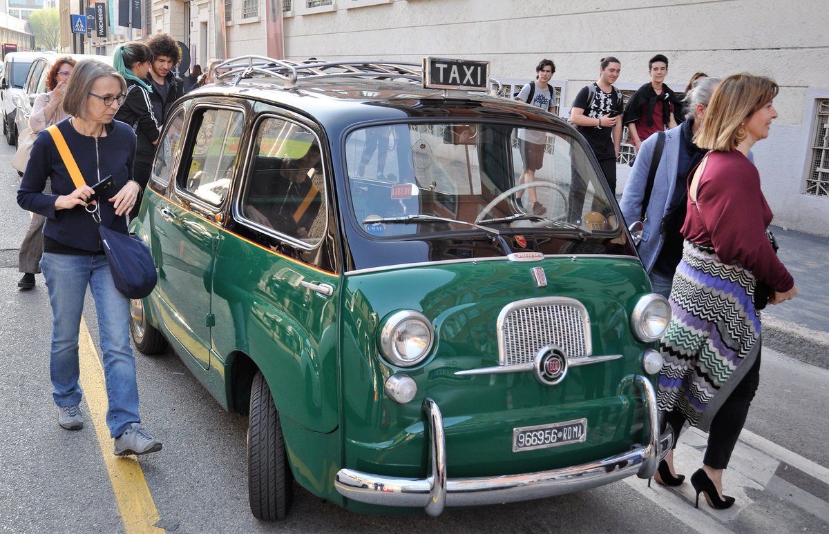 MarcoStancati's tweet photo. QUEL TAXI "ROMA (anni) 60" NELLA MILANO DEL DESIGN. Succede in via Tortona! @asbrilli @luisanna_ardu @gplexousted @TrastevereRM @Mercuriomaga @Ninninedda @ineziessenziali @dominicipi @ViolaSupernova @FscoMer @barbarajoelle31 @statrosapristin @edmonten @rexanthos @pliberace https://t.co/MeeHVPbvDx