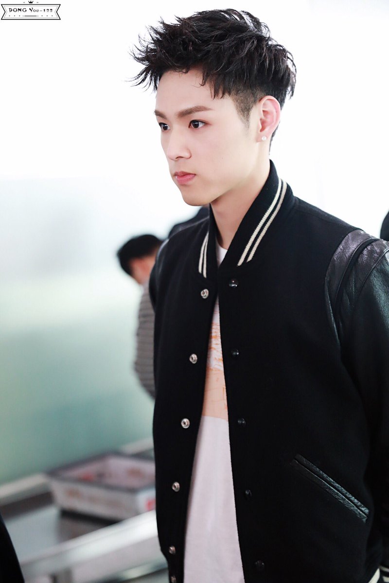 dyl19950122's tweet photo. 180418
Two more pic
#董又霖 #Jeffery #Jeffrey #IdolProducer #偶像練習生 #偶像练习生 https://t.co/vVFwrvLylu
