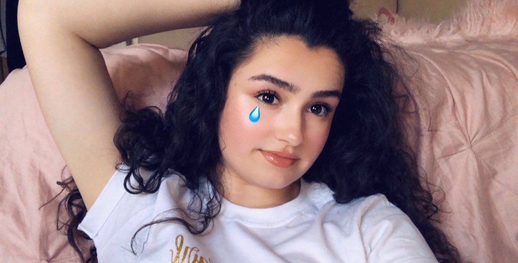 ToAriFromAri's tweet photo. #NoTearsForAriana #NoTearsLeftNoCry IT’S ALMOST HERE! SHE COMING EVERYBODY!! IVE MISSED HER SO SO MUCHHHH💧💓💧💓💧💓💧 (this is also all happening so fast and I’m overwhelmed in the best way possible omg I couldn’t be happier💓) https://t.co/su5pAiXflC