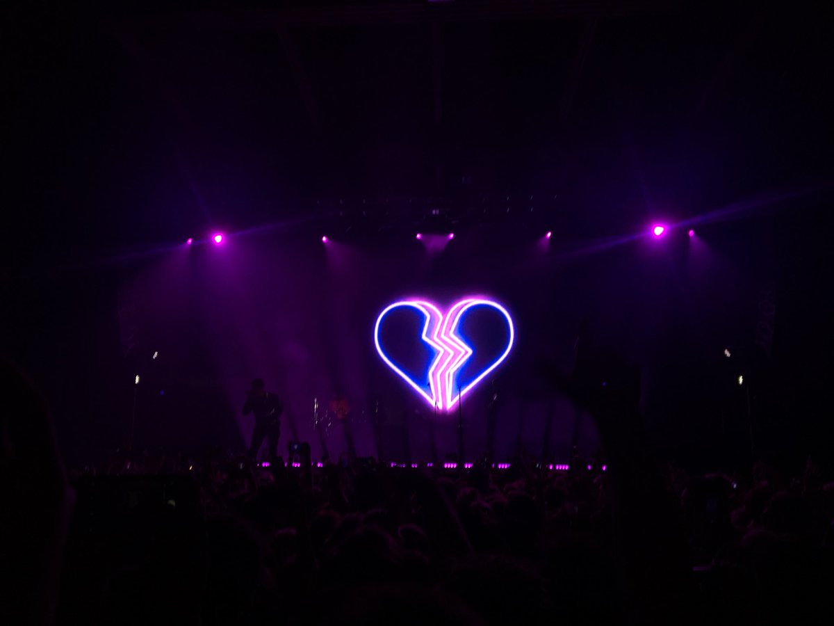 reaganpermann's tweet photo. LANY https://t.co/4IoYSGdeTA