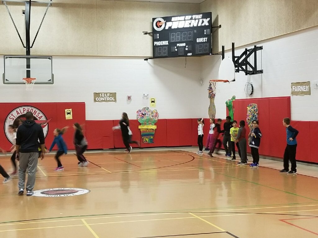 Lima18Miss's tweet photo. I had such a great time participating with Ms. Yarra’s student at boot camp today! @stalphonsaDP @MsNYarra https://t.co/e6I3T4SXOH