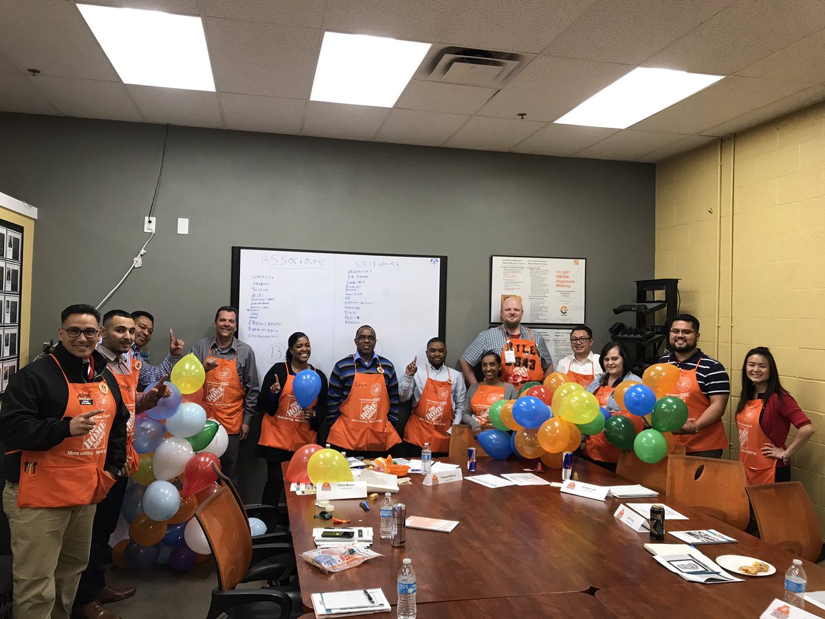 Day 1 of "hi-po DS" AD! #leadersofourfuture #payitforward #knowledgeispower #PacNorthProud