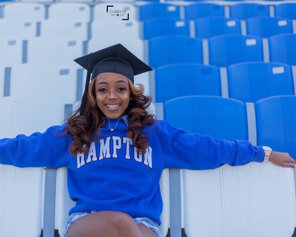 JaelinCollier's tweet photo. Just a preview of #BlackGradMagic SZN 2๐จ๐พโ๐๐ฉ๐พโ๐
#currystreetshots๐ธ https://t.co/HJ52Ed8ZGm