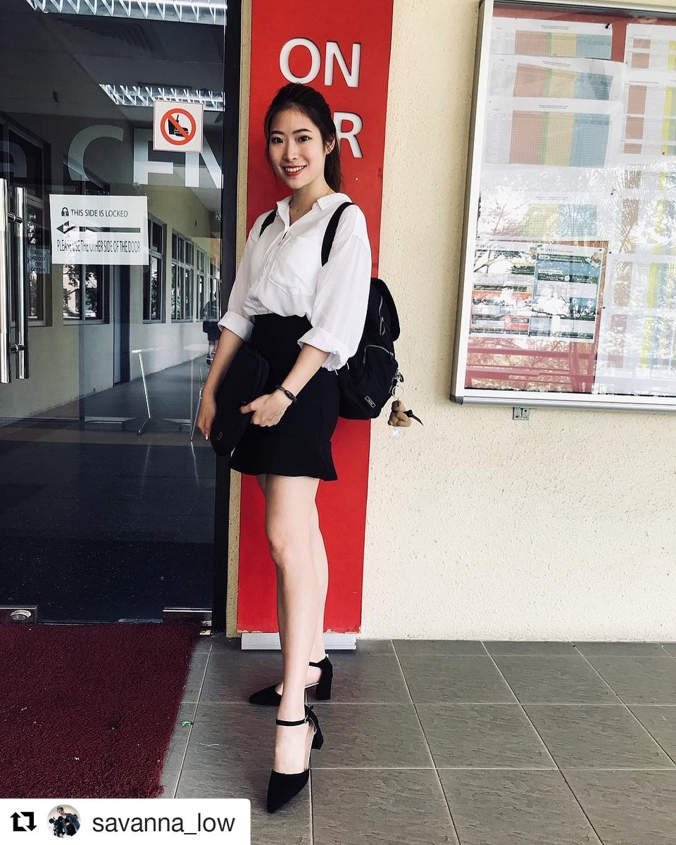INTI_edu's tweet photo. If you can't handle me during finals week, then you don't deserve me during semester breaks. #intifam
•
•
#Repost @savanna_low 
・・・
#presentationdone ✔️
Thanks photographer😂 @wailianglew18 https://t.co/uSbGGs5pXU