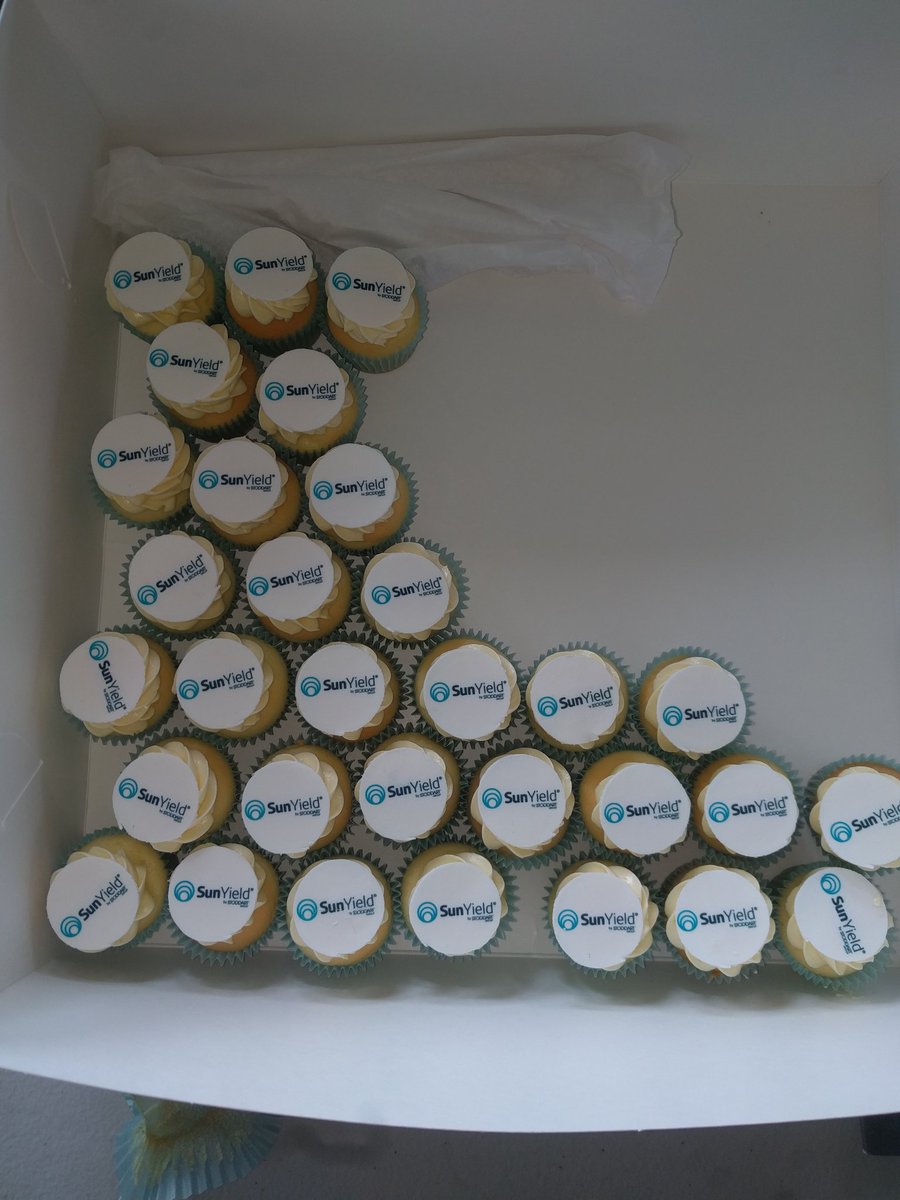 deanspaccavento's tweet photo. Best product launch ever. #Sunyield https://t.co/au5sdgVy2N