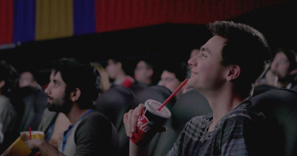 Frozenintime18's tweet photo. Filling up an empty theater with smiles ! Want to fill up an empty ballot with votes for our film? It will fill our team with smiles ! We need your help! Please Tweet #ContestFrozenInTime to vote for us ! @CocaColaCo @RegalMovies @EfilmHollywood #UCLA #makingfilm #studentfilm https://t.co/iRWcBmI3cp