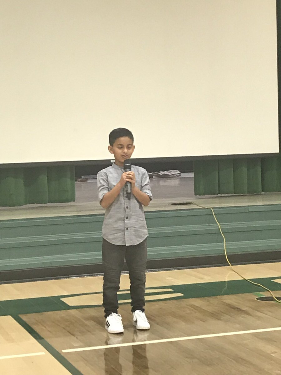 KambergSharon's tweet image. What makes learning fun? Handing a kid a microphone! #bsdchallenge