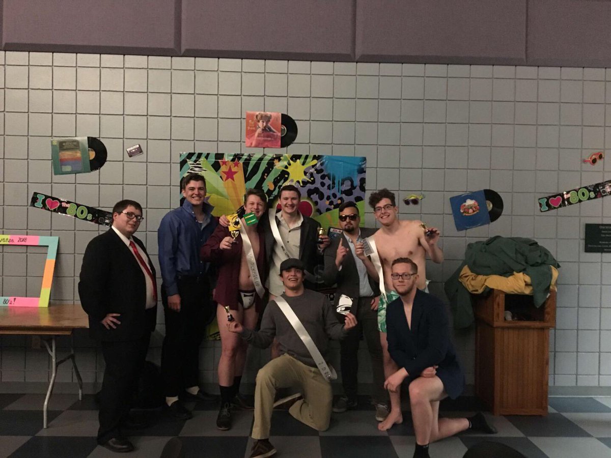 TiffinUSwimDive's tweet photo. Congrats to TUSD’s only diver for being so “talented”. The winner of the Mr. Universe competition is Jordan Wright! Ladies he is single. #TUSDiver https://t.co/pGLnGcCCwr