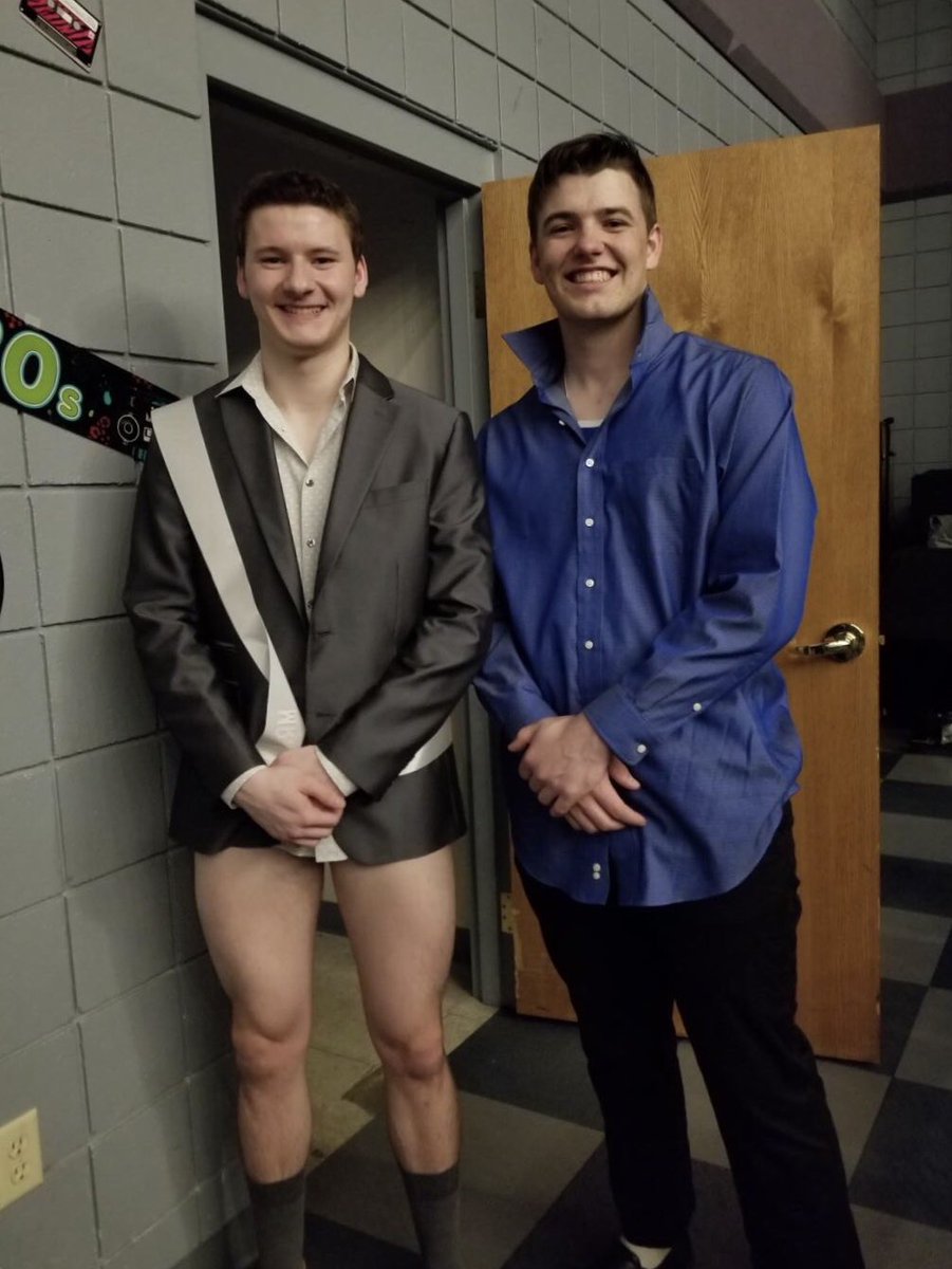 TiffinUSwimDive's tweet photo. Congrats to TUSD’s only diver for being so “talented”. The winner of the Mr. Universe competition is Jordan Wright! Ladies he is single. #TUSDiver https://t.co/pGLnGcCCwr