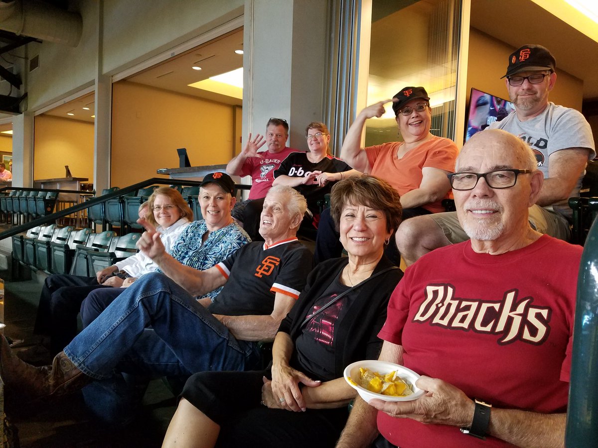 SarahPolenick's tweet photo. @diamondresorts owners enjoying the @Dbacks owners suite! Now this is the way to see a #baseball game! #DbacksvsGiants #StayVacationed @reinhartshell @tchrisbrock45 @DemutisG #DiamondEvents https://t.co/3XewWDsQ4i