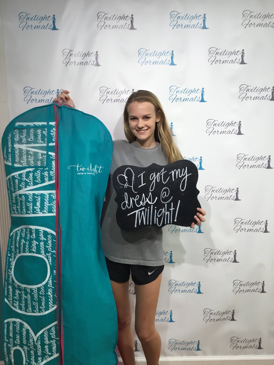 PensacolaProm's tweet photo. https://t.co/j2AwdpAOvp